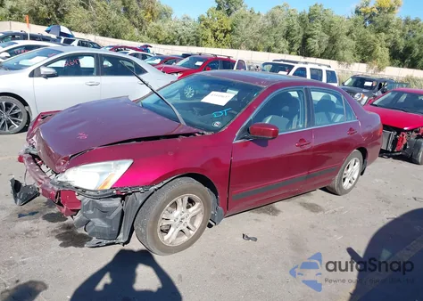 2006 Honda Accord 2.4 Ex z USA, uszkodzony, nr VIN 1HGCM56876A009066
